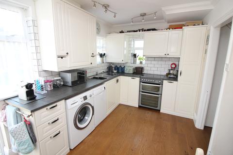 132 Worcester Park Road, Worcester Park, KT4 7QE