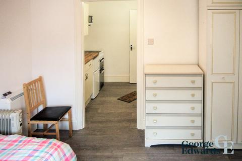 1 bedroom apartment to rent, Dew Street, Haverfordwest, SA61 1NJ