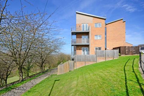 2 bedroom flat to rent - Kenninghall Road, Sheffield, S2