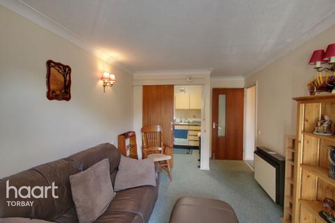 1 bedroom flat for sale, Market Street, Torquay