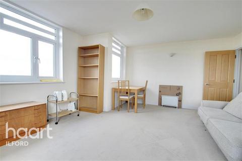 2 bedroom flat to rent, Valebrook Road