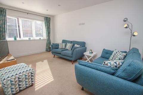 3 Great Eastern Road, Hockley, SS5 4BX
