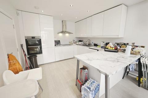 undefined, Park Road, Hendon, NW4