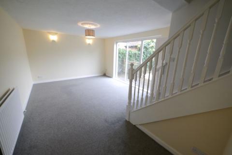 3 bedroom terraced house to rent, Coniston Close, Killingworth, Newcastle upon Tyne