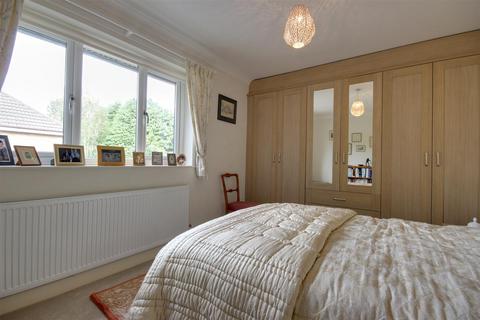 10 Bladons Walk, Kirk Ella, Hull, HU10 7AX