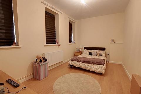 1 bedroom apartment to rent - Lorne Road, Bath