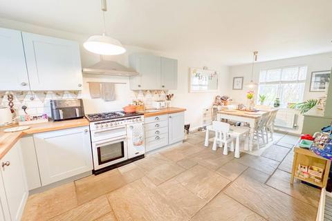 4 bedroom detached house for sale, Waterer Way, Shepton Mallet