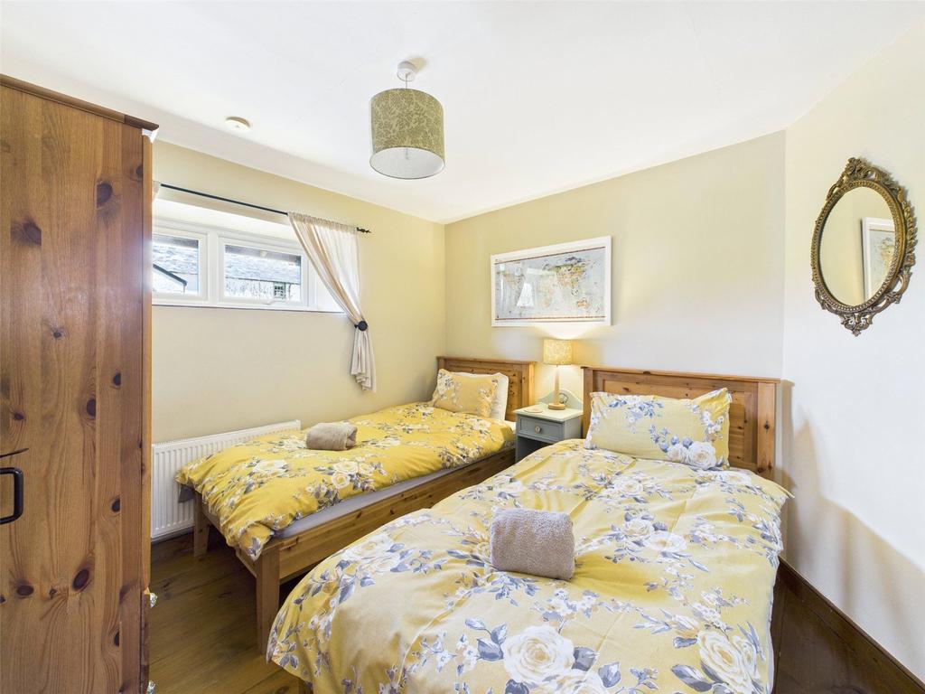 Roseland Bed 2