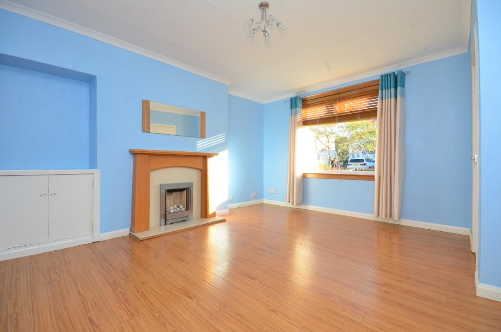 Clyde Avenue, Bothwell, South Lanarkshire, G71 8DU 2 bed semidetached