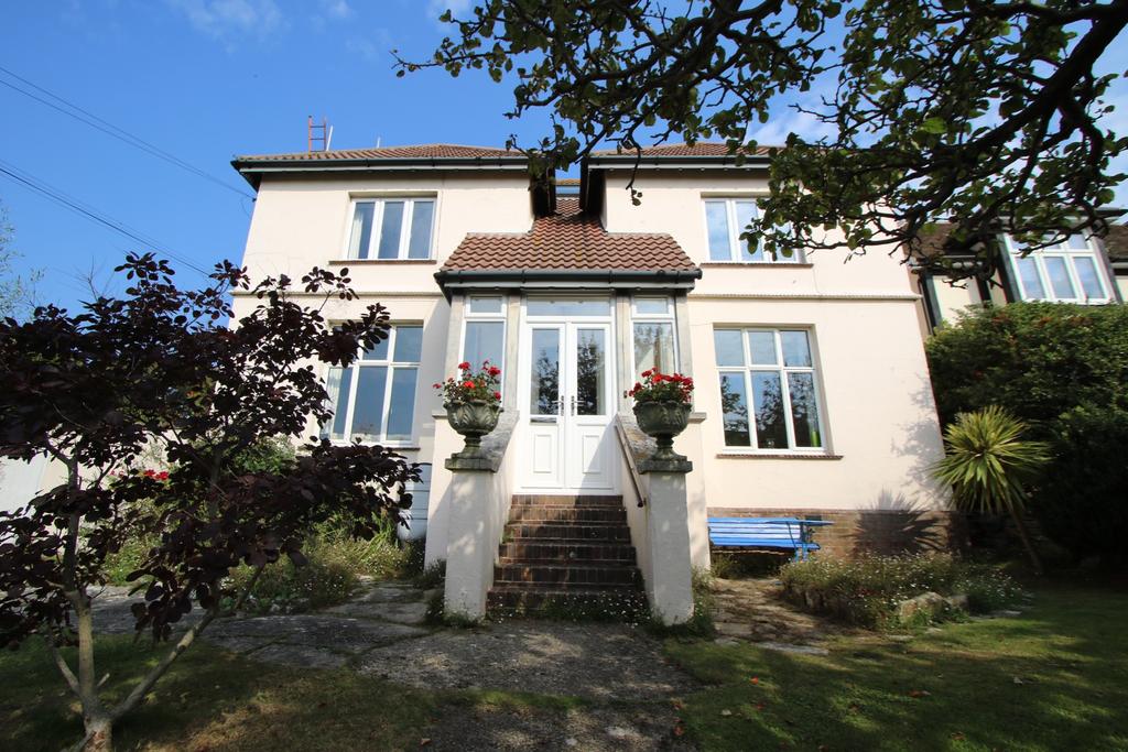 WALROND ROAD, SWANAGE 5 bed detached house £875,000