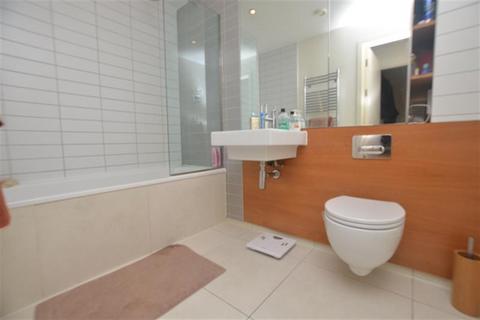 1 bedroom apartment to rent, Regency Court, 8-111 High Road, South Woodford, E18