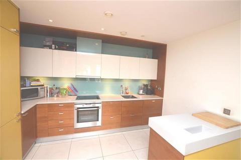 1 bedroom apartment to rent, Regency Court, 8-111 High Road, South Woodford, E18