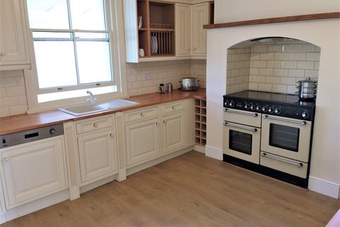 3 bedroom detached house to rent, Four Lane Ends Farmhouse