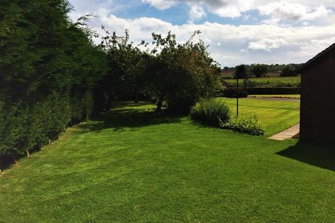3 bedroom detached house to rent, Four Lane Ends Farmhouse