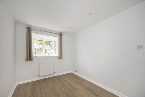 1 bedroom apartment to rent, Burnham Street, Bethnal Green, E2