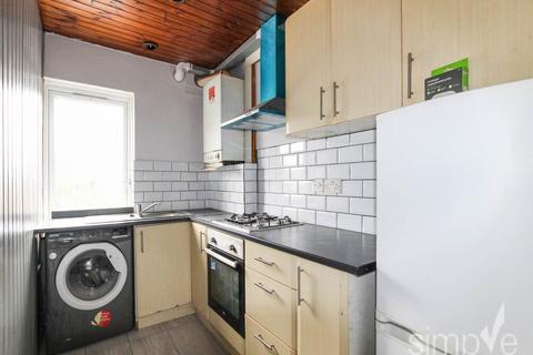 2 bedroom flat to rent, Marlborough Parade, Uxbridge Road , Hillingdon