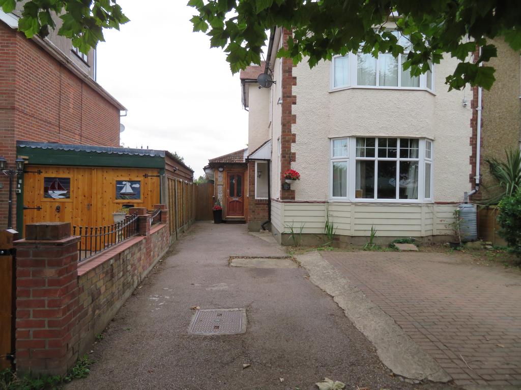 1 bedroom Annexe for rent