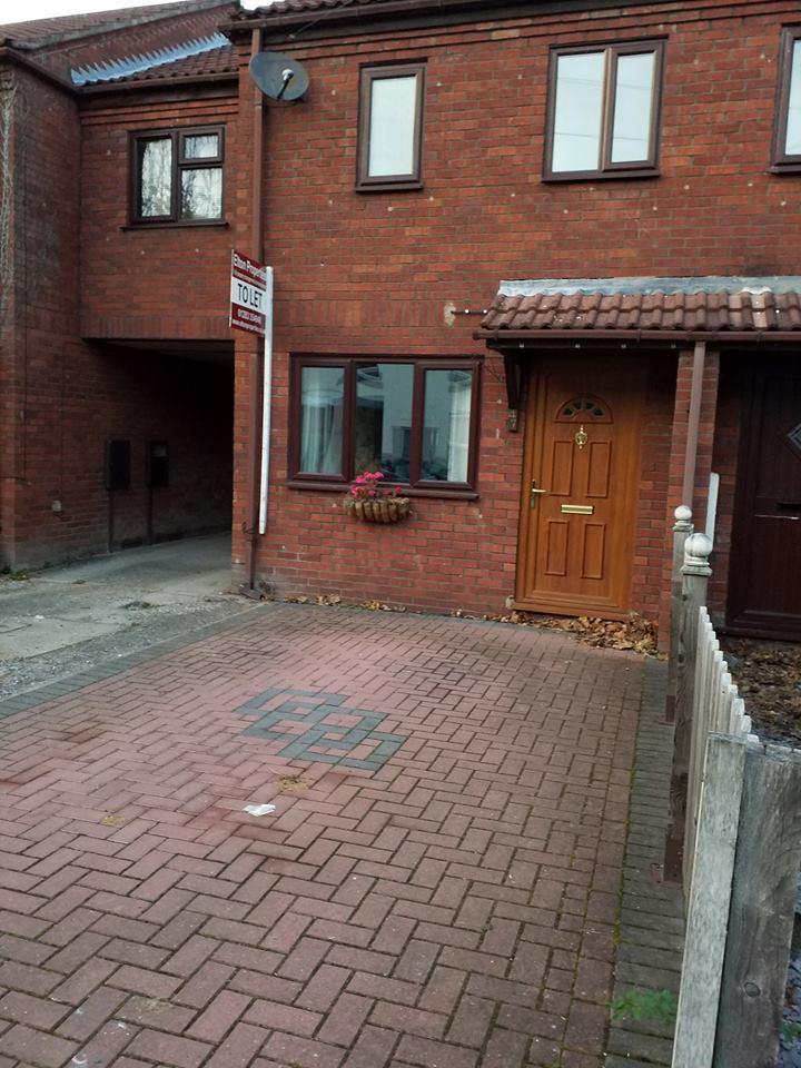 3 bedroom House for rent Station Street, Castle G