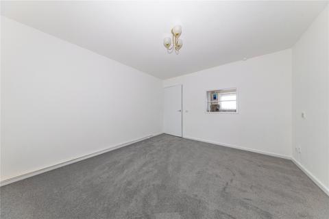 undefined, Lullington Close, Luton LU2