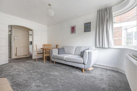 8 Kings Keep, Kingston Upon Thames, KT1 2HP