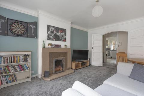 8 Kings Keep, Kingston Upon Thames, KT1 2HP