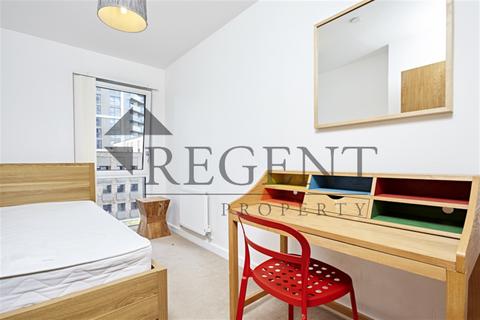 2 bedroom apartment to rent, Barge Walk, Greenwich, SE10