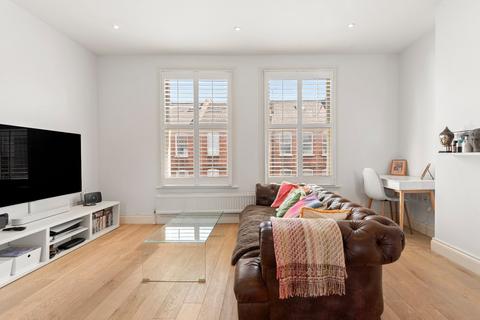 New Kings Road, Parsons Green, London