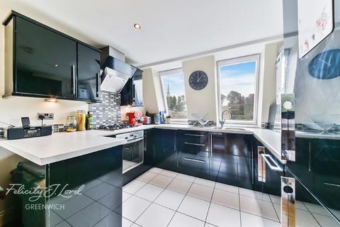 Flat 3, 11 Albury Street, London, SE8 3PT