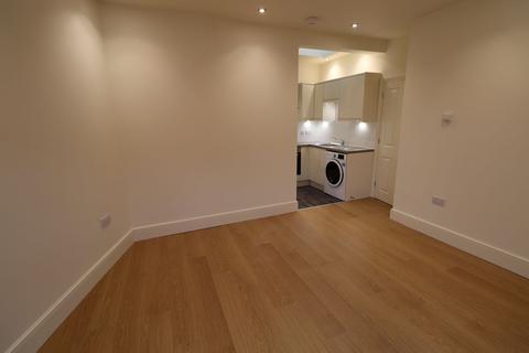 2 bedroom flat to rent, Florence Road, Northampton NN1