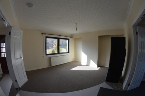 3 bedroom terraced house to rent, Keltyhill Crescent, Kelty, KY4