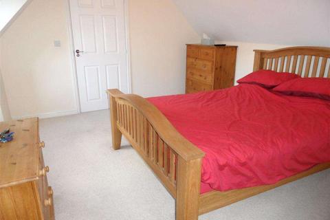 2 bedroom apartment to rent - Wesley Place, Epsom Downs