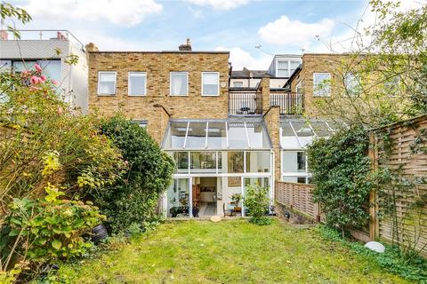 3 bedroom terraced house to rent - Rosehill Road, London