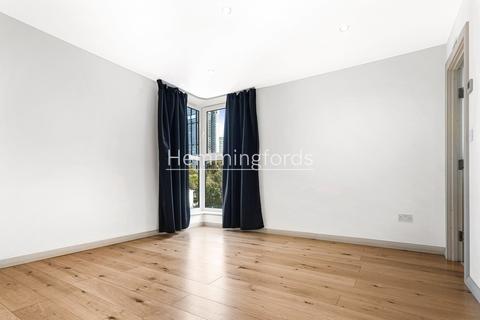 2 bedroom apartment to rent - Seward Street, London, EC1V