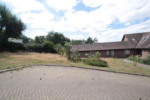 Property to rent - The Glebefield, Sevenoaks, Kent, TN13 3DR