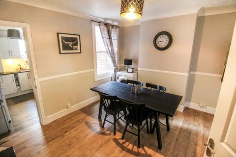 93 Beecham Road, Reading, RG30 2RB