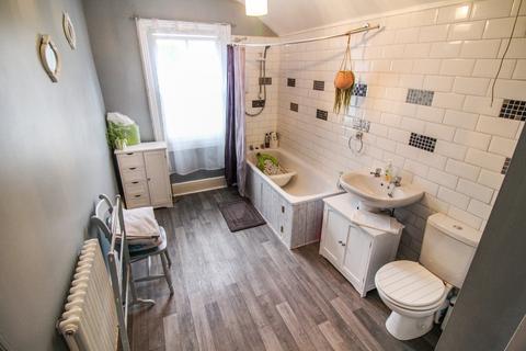 93 Beecham Road, Reading, RG30 2RB