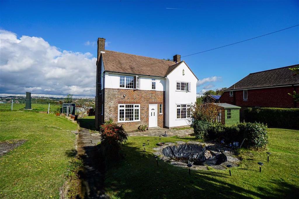Amherst Road, Hastings, East Sussex 4 bed detached house £530,000