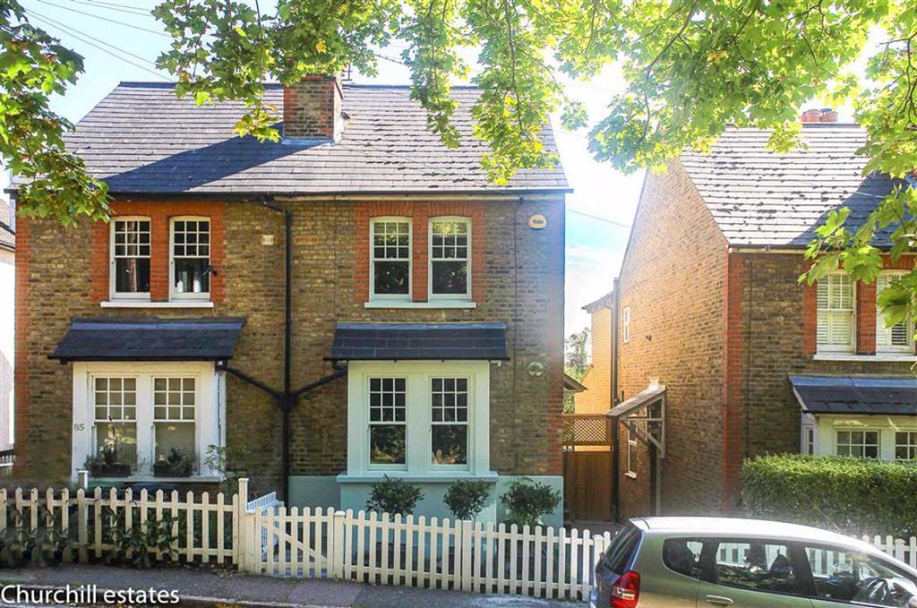 York Hill, Loughton, Essex 3 bed semidetached house £825,000