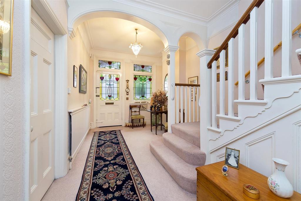 House Prices Bolton Gardens Teddington at Dana Wild blog