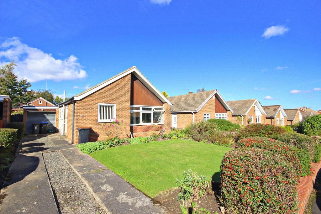 Pilgrims Way, Gilesgate, Durham 2 bed detached bungalow £200,000