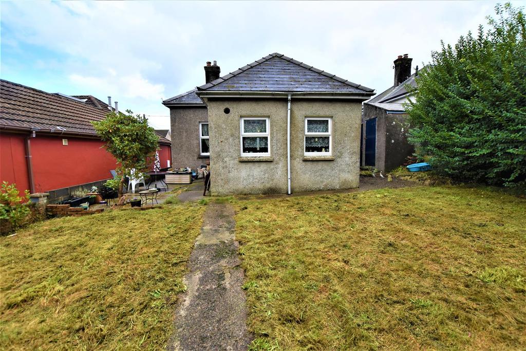 Haverfordwest 2 bed detached bungalow for sale £150,000