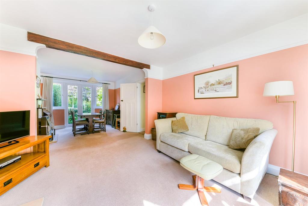 Chipstead Lane, Lower Kingswood, Tadworth 3 bed mews £495,000