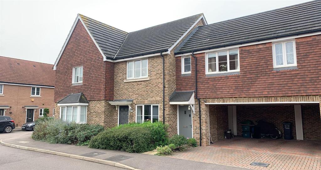 Aldermere Avenue, Cheshunt, Waltham Cross 2 bed coach house £319,995