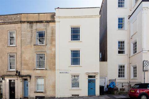 6 Bruton Place, Bristol, BS8 1JN