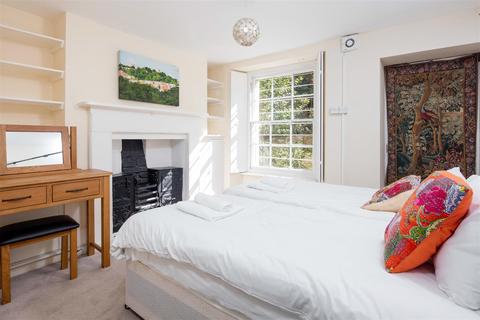 6 Bruton Place, Bristol, BS8 1JN