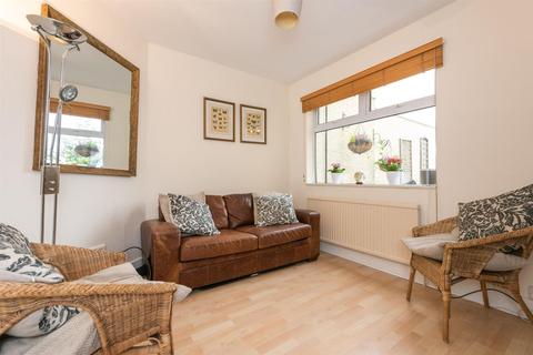 11c Grange Road, West Molesey, KT8 2PR