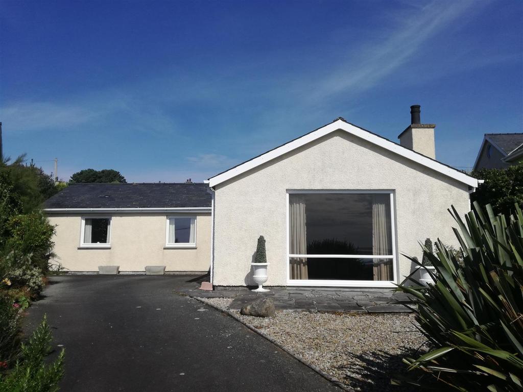 Llanfair, Harlech 3 bed detached bungalow £235,000