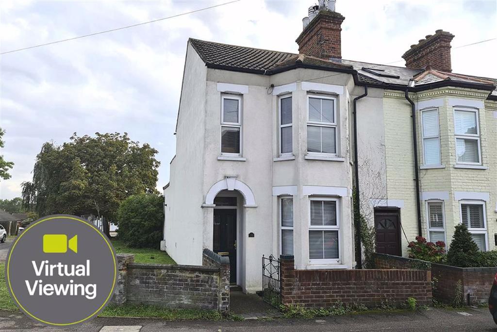 Clarence Road, Leighton Buzzard 3 bed end of terrace house £300,000