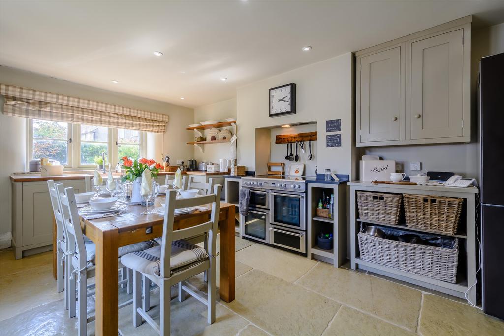 Kitchen/Breakfast Ro