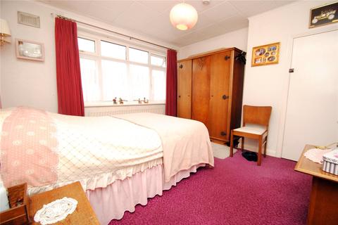 38 Clyde Crescent, Upminster, RM14 1SU